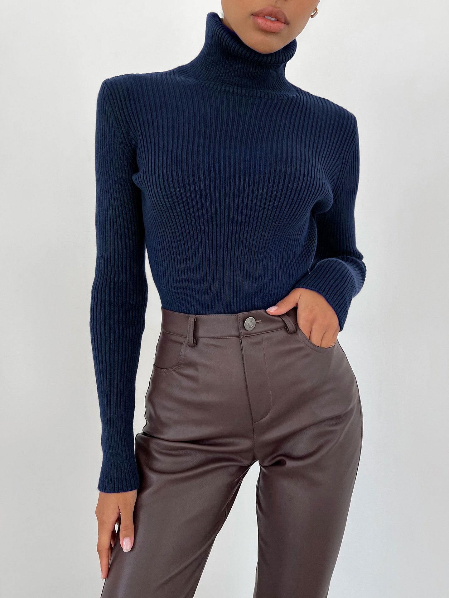 Women's Knitwear Turtleneck Pullover - Dress To Impress